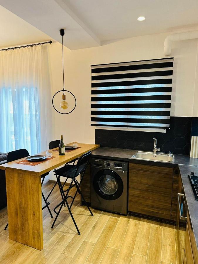 Apartment Dimitris Atene Esterno foto